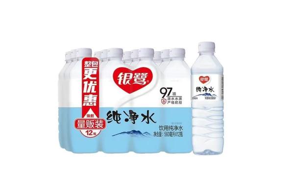 银鹭纯净水560ml