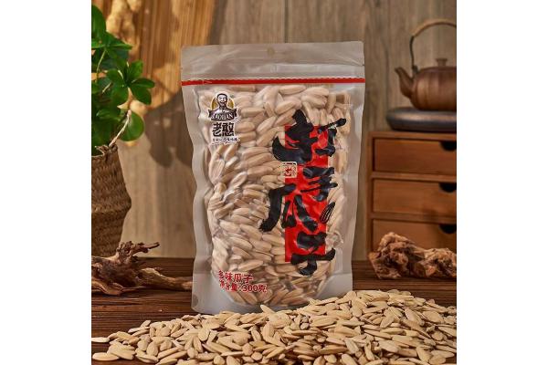 老憨打手瓜子300克（脱皮）